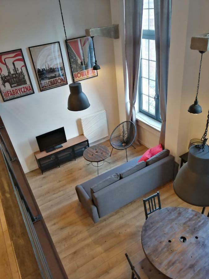 Redcity Loft Zyrardow Exterior photo